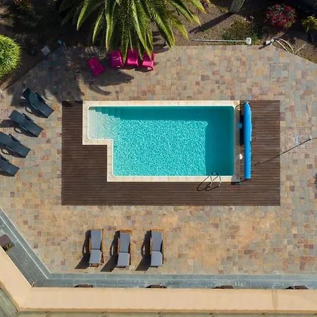 Villa Atlanntes Con Piscina En Fuerteventura Triquivijate