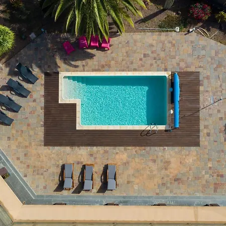 Villa Atlanntes Con Piscina En Fuerteventura Triquivijate