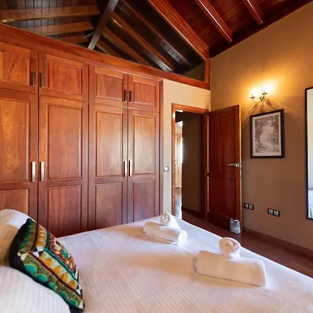 Atlanntes Con Piscina En Fuerteventura