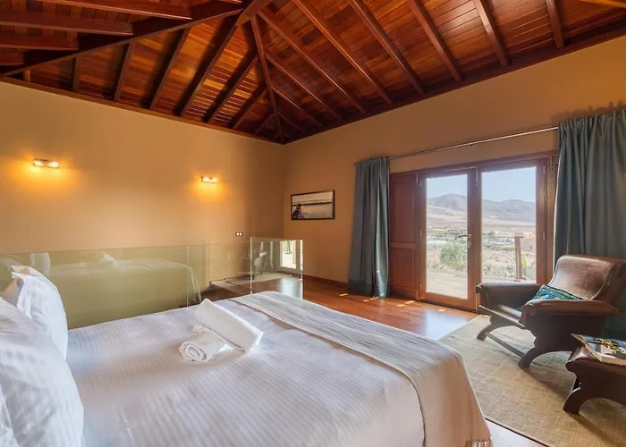 Atlanntes Con Piscina En Fuerteventura Triquivijate