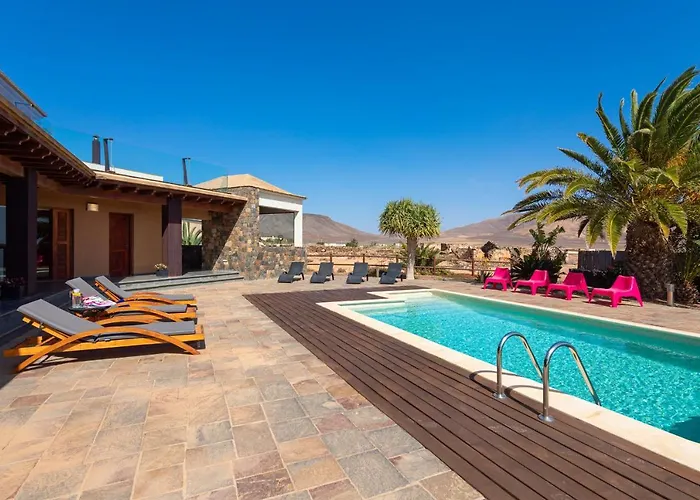 Atlanntes Con Piscina En Fuerteventura Triquivijate